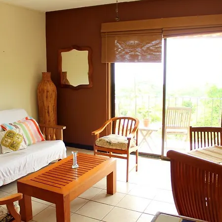 Sunset Hill 12 Hotel